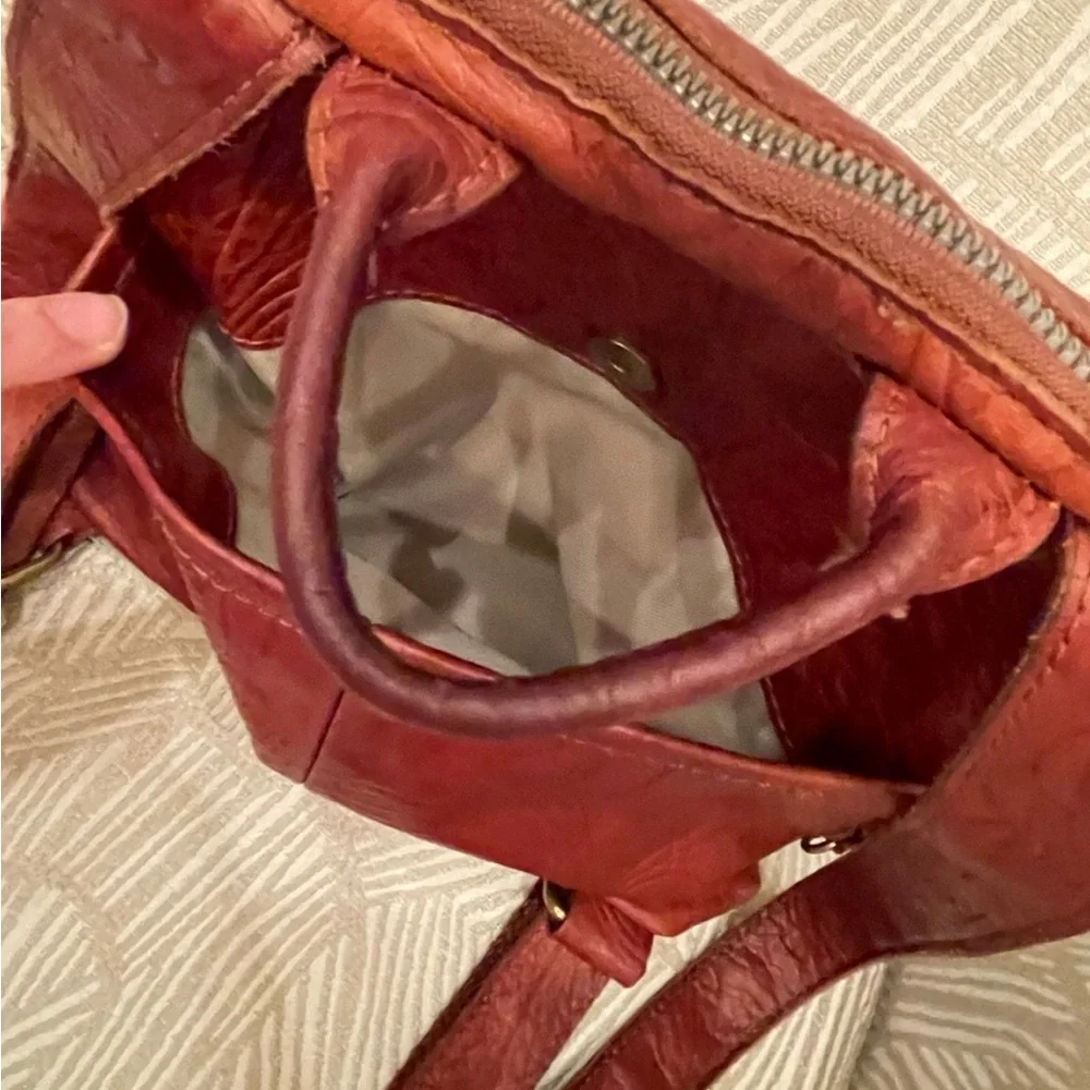 American Leather Co. embossed “Cleveland” style backpack - Picture 9 of 12